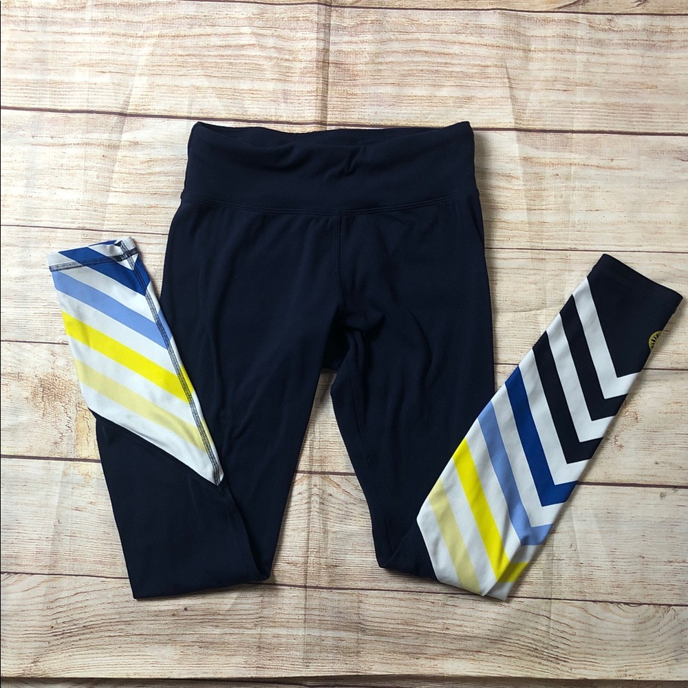 Tory Sport‎ Leggings with Chevron Design 💜